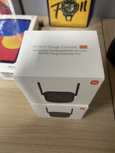 Модемы и сетевое оборудование: Усилитель сигнала Xiaomi Wi-Fi Range Extender Pro CE Global Mi Wi-Fi