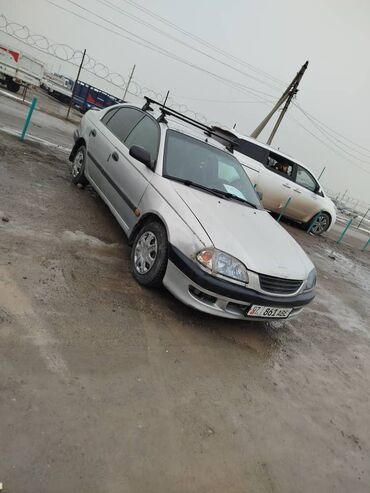 тарта авенсис: Toyota Avensis: 2000 г., 1.6 л, Механика, Бензин, Хетчбек