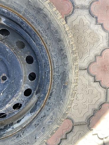 8 4: Пара из 2 автомобильных шин 195/65 R15. Разболтовка - 4x114.3 - В — 4