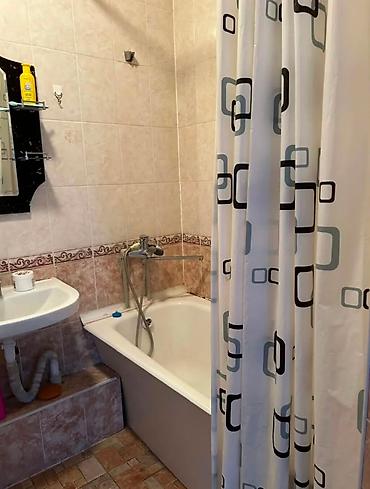 86: 2 комнаты, 55 м², Городская больница №4 (ул. Айни) Индивидуалка, 4 этаж, Косметический ремонт — 3