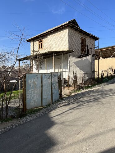 дома продажа: 69 м², 4 комнаты, Требуется ремонт