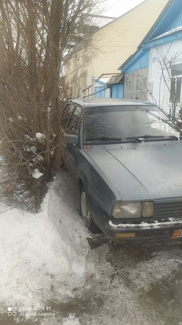 Volkswagen: Volkswagen Passat: 1988 г., 1.8 л, Механика, Бензин, Минивэн