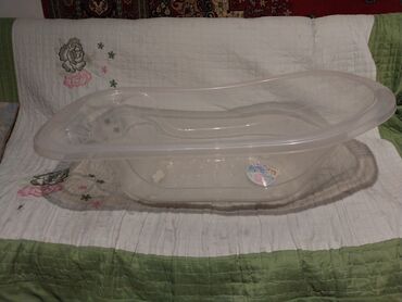 прозрачные босоножки: Продаю срочно ванночку в идеальном состоянии, производство Турция