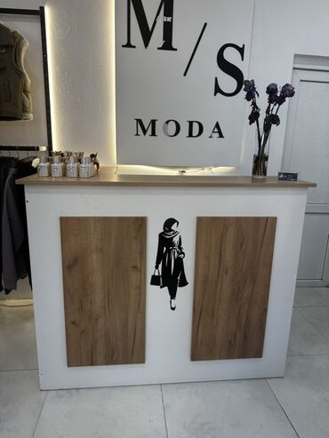 İnformatika: MS Moda – qadın geyimləri və aksesuarları • Şık və müasir stil