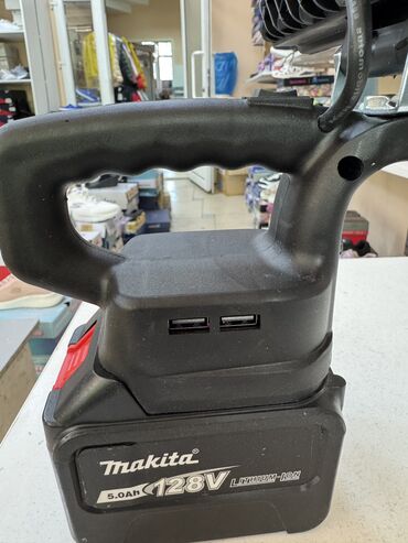 Прожекторы: Лед прожектор LED, насадка на любую макита makita батарейку — 18