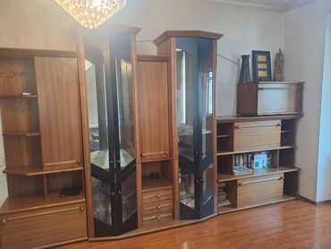 кухонный шкаф токмок: Продаю стенку из натурального дерева, импортная