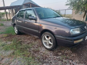 плуг для мотоблока купить: Volkswagen Vento: 1993 г., 1.8 л, Механика, Бензин, Седан