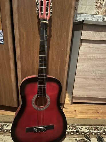 gitara jolana tornado: Klassik gitara, Akai