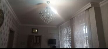 Uzunmüddətli kirayə mənzillər: 3 otaqlı mənzil – işıqlı və səliqəli planlama • Otaqlar: 3 geniş otaq — 10