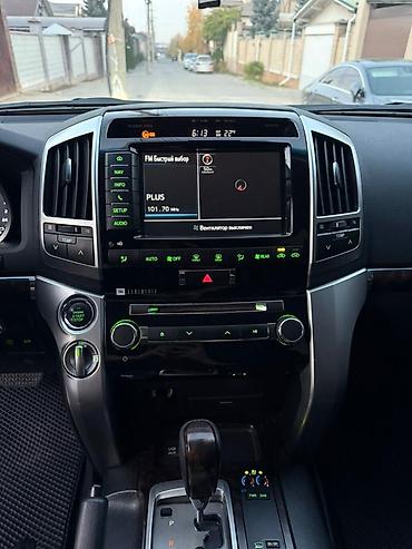 Toyota: Toyota Land Cruiser: 2014 г., 4.6 л, Автомат, Газ, Внедорожник — 14