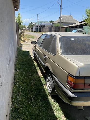 rota grid: Volkswagen Passat: 1990 г., 1.8 л, Механика, Бензин, Седан — 3