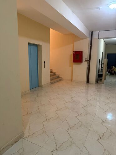 Yeni tikili: 3 otaqlı, Yeni tikili, 84 kv. m — 3