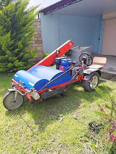 barter yuk maşını: Sükan ilə idarə olunan özü gedən fındıq toplama maşını. 20 nefer — 2