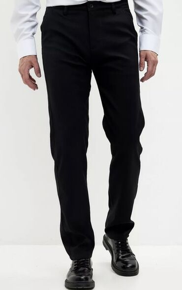 укороченный пиджак и брюки: Брюки цвет - Черный