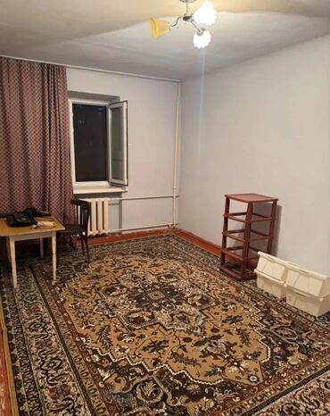 Батирлерди узак мөөнөткө ижарага берүү: 1 бөлмө, Чогуу жашоосу жок, Жарым -жартылай эмереги бар
