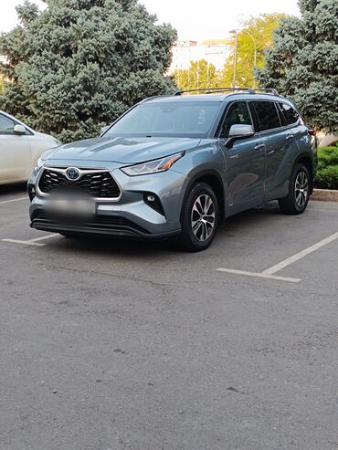 срочно в связи с переездом: Toyota Highlander: 2020 г., 2.5 л, Автомат, Гибрид, Внедорожник