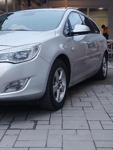 Opel: Opel Astra: 1.4 l | 2011 il 24221 km Universal — 17