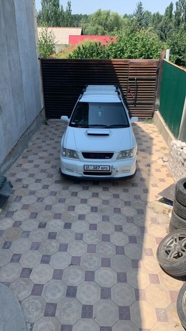 задние фонари спринтер: Subaru Forester: 2000 г., 2 л, Автомат, Газ, Жол тандабас