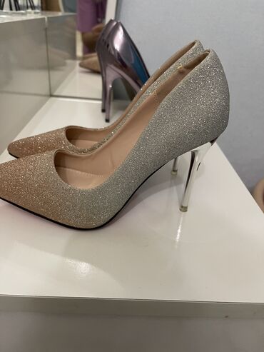 Tuflilər: Tuflilər, Ölçü: 35.5, rəng - Yasəmən, Yeni -da lalafo.az — 6 Tuflilər: Tuflilər, Ölçü: 35.5, rəng - Yasəmən, Yeni — 6