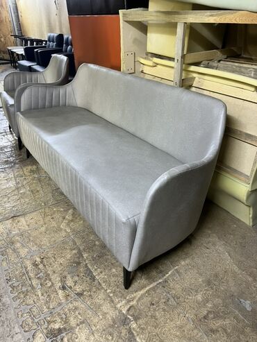 Мягкие кресла: Мебель на заказ Мебель для кафе Перетяжка мебели ЗВОНИТЕ и ПИШИТЕ at lalafo.kg — 14 Мягкие кресла: Мебель на заказ Мебель для кафе Перетяжка мебели ЗВОНИТЕ и ПИШИТЕ — 14