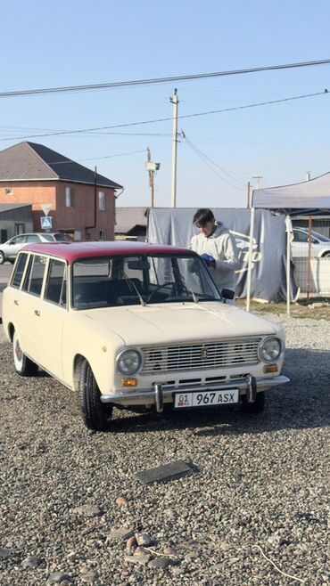 ВАЗ (ЛАДА): ВАЗ (ЛАДА) 2102: 1984 г., 1.5 л, Механика, Бензин, Универсал — 7