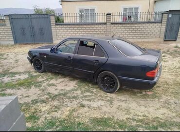 Mercedes-Benz: Mercedes-Benz E-Class: 1997 г., 2.3 л, Бензин, Седан