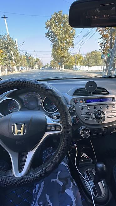 civic eu3: Honda Fit: 2008 г., 1.5 л, Автомат, Бензин, Хэтчбэк — 8