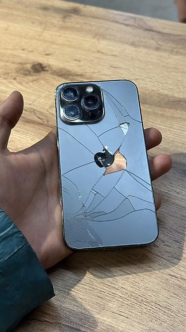 ryzen 5: IPhone 13 Pro, графитовый цвет. Задняя крышка сломана как на фото — 1