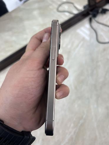 mack book 2012: IPhone 15 Pro, 128 GB, Natural Titanium, Simsiz şarj, Face ID — 9