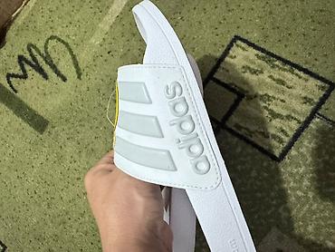 кроссовки он клауд оригинал: Белые шлепанцы adidas оригинал с эмблемой Real Madrid — 2