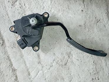 pc volani: SENZOR PAPUCICE GASA ZA RENAULT MEGANE | Delovi ispravni i provereni — 1