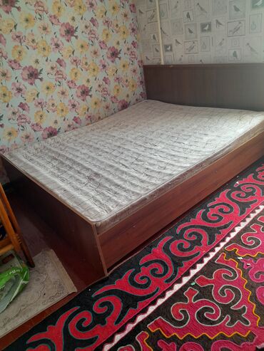 продаю кресло кровать: Двуспальная Кровать, Б/у