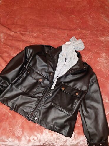 deri gödekce: Женская куртка L (EU 40), цвет - Черный