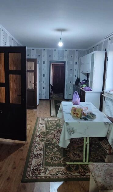 Продажа домов: Дом, 180 м², 5 комнат, Косметический ремонт — 3