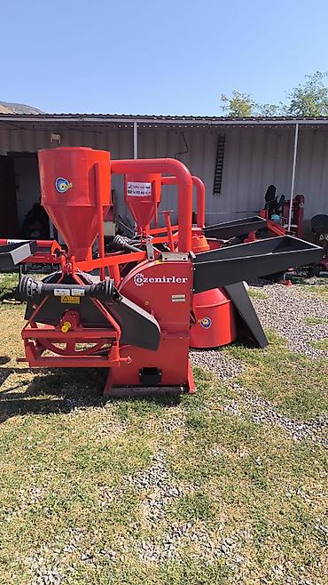 durmaz traktor: Yem qıran – 40 bıçaqlı, traktor PTO ilə işləyən model. Mısır, arpa — 1