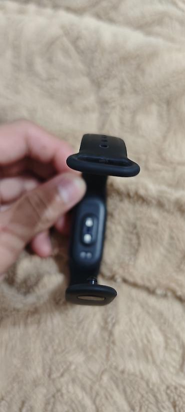 часы с альтиметром: Фитнес-браслет Xiaomi Smart Band 8 (модель M2345B1), цвет черный — 2