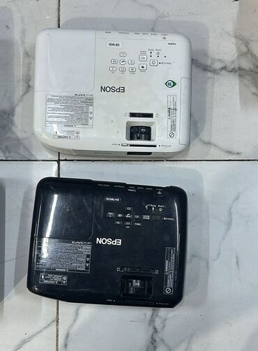 Lampalar: Projektor lampaları və AV receiver Təsvir: - Şəkillərdə müxtəlif — 116