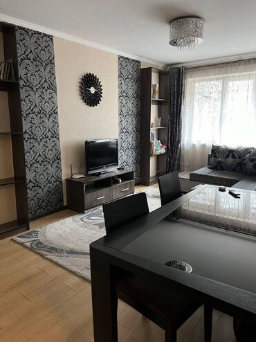 Продажа квартир: 3 комнаты, 58 м², 104 серия, 1 этаж, Евроремонт