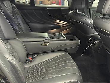гибрид хайлендер: Lexus LS: 2019 г., 3.5 л, Гибрид, Седан — 5