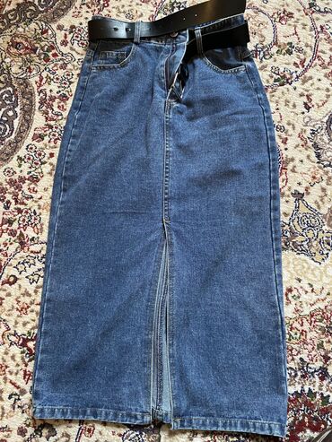 продаю джинсы: Джинсы M (EU 38), цвет - Синий