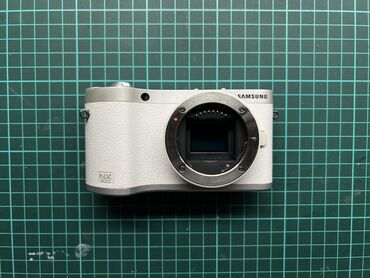 флешки для фотоаппарата: Фотоаппарат Samsung nx-300 Большой набор аксессуаров: 2 объектива