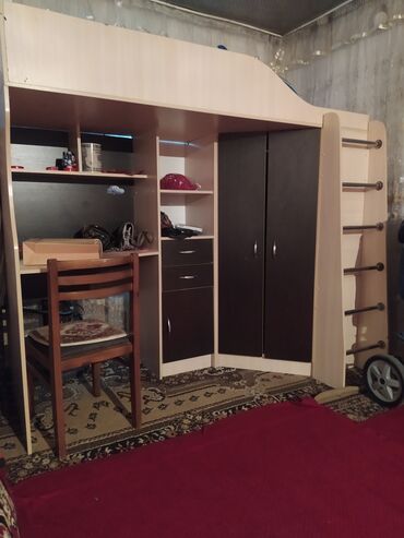 мебель для спальни: Шкаф, Уктоочу бөлмө үчүн, Колдонулган
