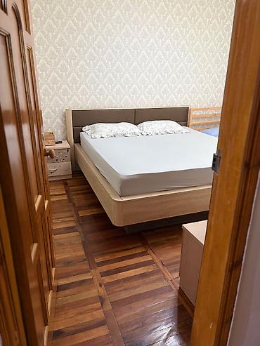 Продажа квартир: 4 комнаты, 84 м², 1 этаж — 8