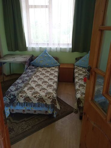 комната кош кол: Койко-место, М Чолпон-Ата, Детская площадка, Парковка, стоянка, Охраняемая территория