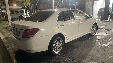 буд е5: BYD E5: 2019 г., Автомат, Электромобиль, Седан — 4