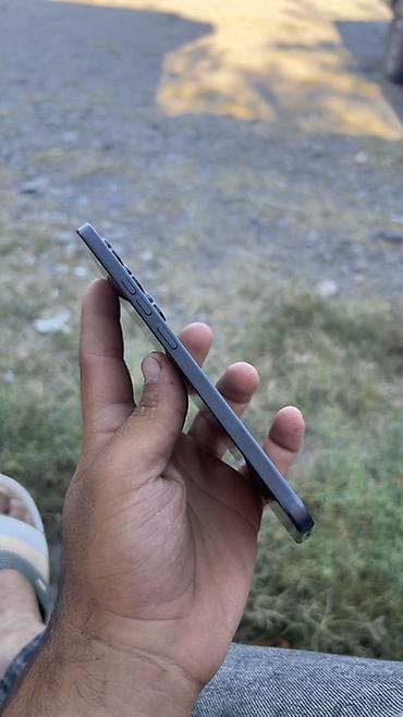Digər mobil telefonlar: Satılır: Android smartfon Xüsusiyyətlər: - 50 MP əsas kamera (kamera — 9