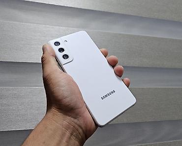 galaxy tab e: Samsung Galaxy S21 FE, Б/у, 256 ГБ, цвет - Белый, 2 SIM, 1 SIM — 3