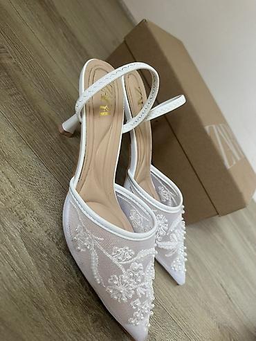 soft shell: Туфли, 36, Zara, Новый, цвет - Белый — 3