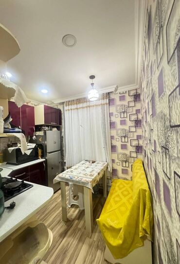 Köhnə tikili: Bakı, Əmircan qəs., 3 otaqlı, Köhnə tikili, 90 kv. m — 4