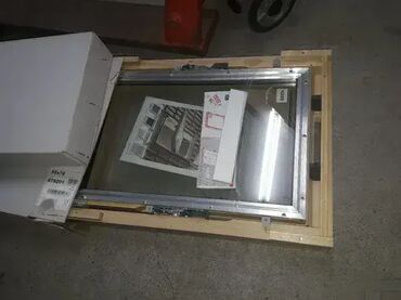 creva za navodnjavanje 2 cola: Krovni prozor 55x78 🌟 Dimenzije: 55x78 cm Komplet sa aluminijumskom